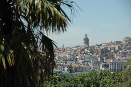 Topkapi Sarayindan Galata Kulesi_02